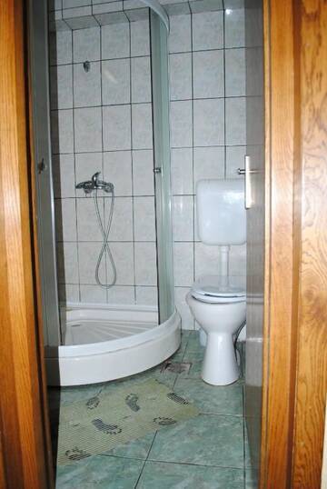 Фото номера Двухместный номер с 2 отдельными кроватями Отель Hotel West г. Шкея 21