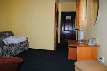 Фото номера Люкс Отель Hotel West г. Шкея 5