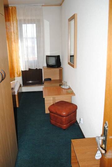 Фото номера Люкс Отель Hotel West г. Шкея 9