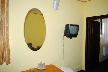 Фото номера Люкс Отель Hotel West г. Шкея 7